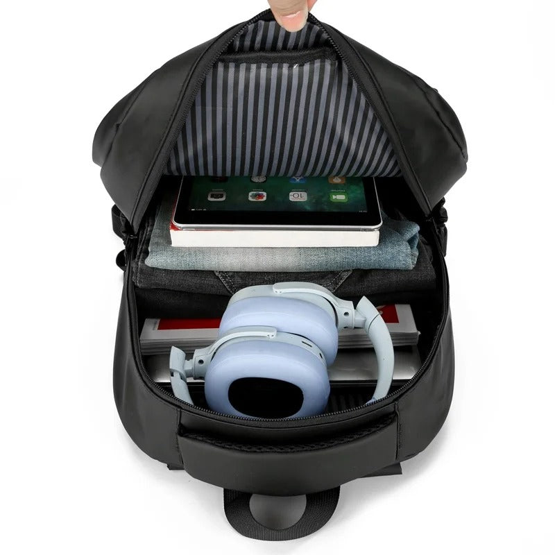 Large Capacity 55L Casual Travel Backpack