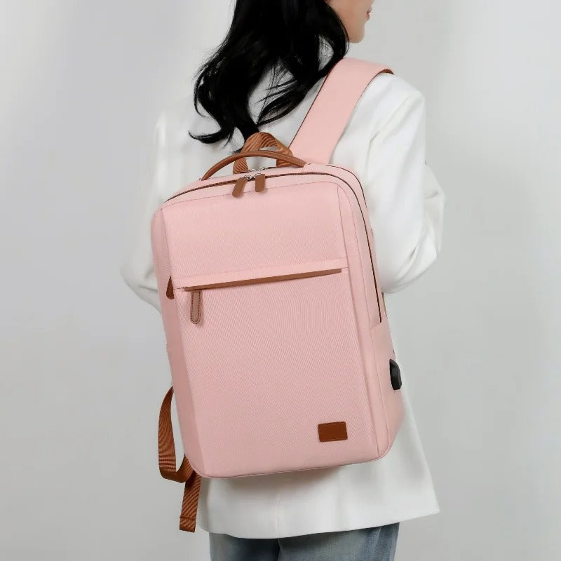 Adjustable Shoulder Straps and Soft Handle